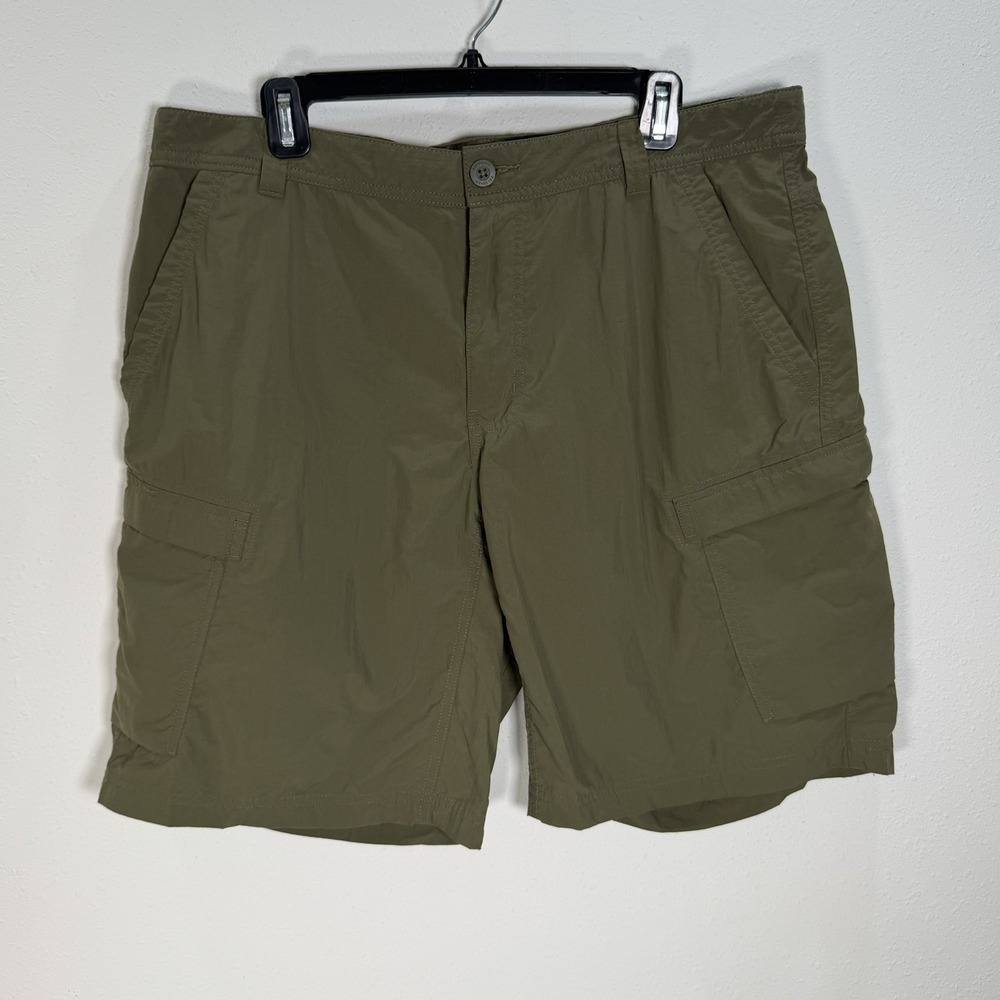 REI Co-op Sahara Cargo Shorts Mens Sz 40 Green Hike Outdoor Utility Trail 9"